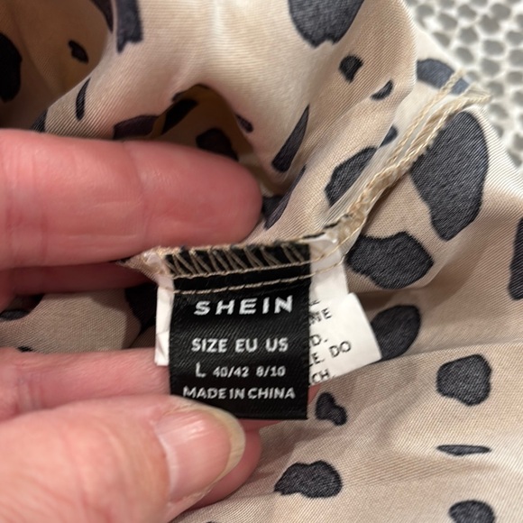 Leopard Print Maxi Skirt - Picture 2 of 5